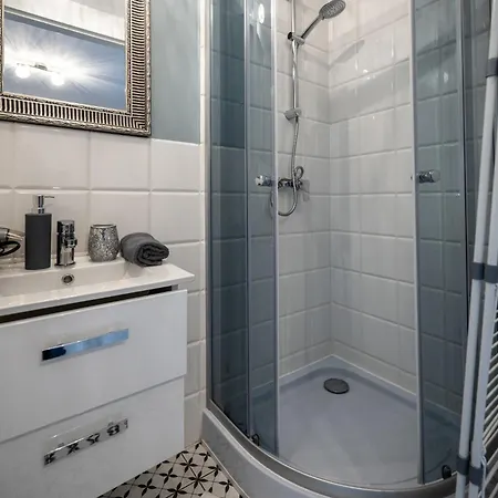 Winter Sky Loft - Loft Dla 3 Osob Blisko Piotrkowskiej شقة