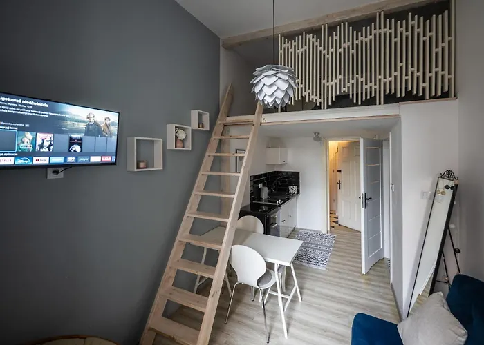 Winter Sky Loft - Loft Dla 3 Osob Blisko Piotrkowskiej شقة